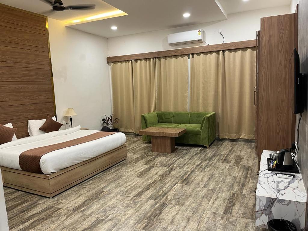 Hotel Eco Park Rewa Kültér fotó