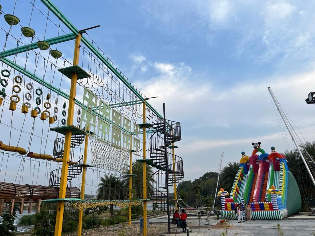 Hotel Eco Park Rewa Kültér fotó