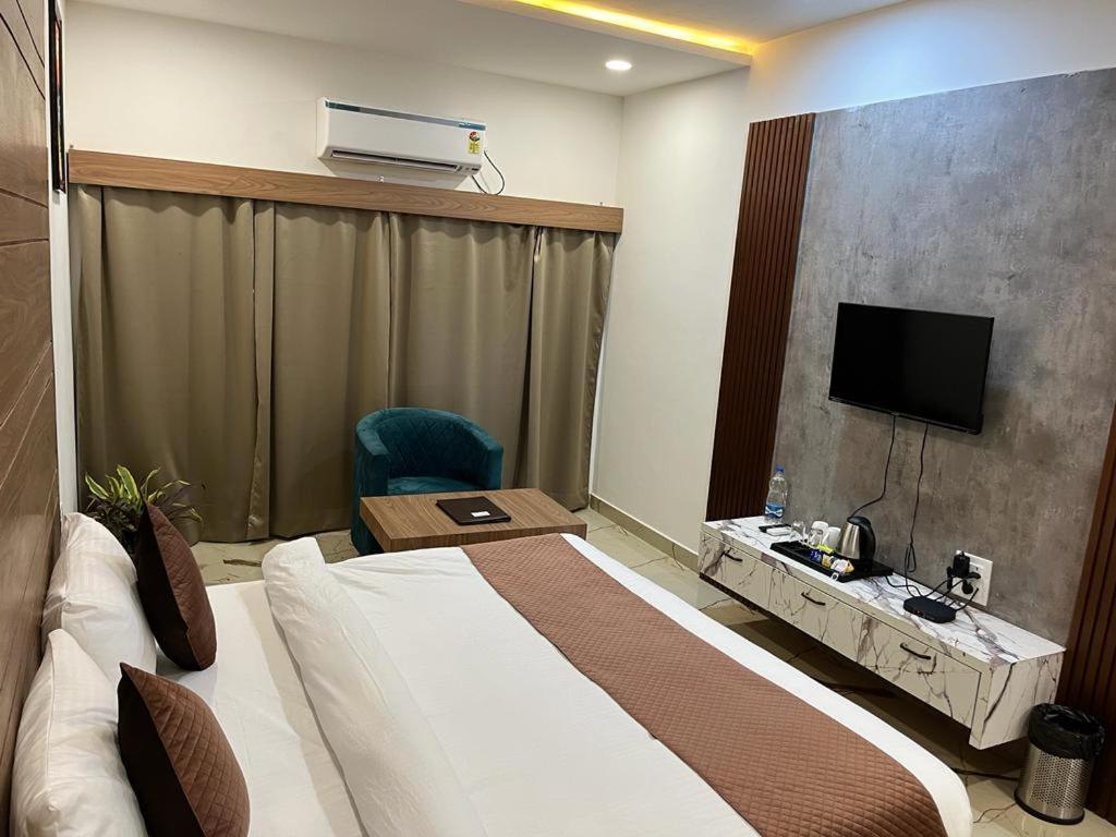 Hotel Eco Park Rewa Kültér fotó
